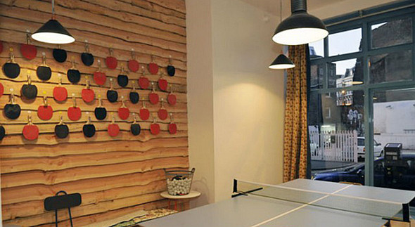 “乒乓球”是主题的餐厅装修