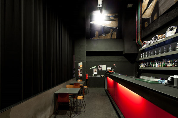 个性酒吧装修，酷炫黑色空间设计